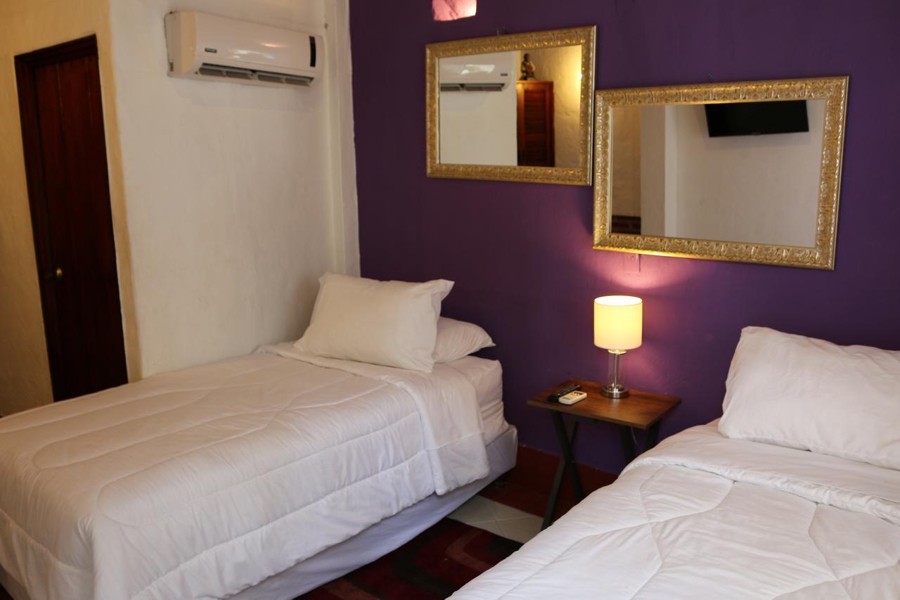 Palenque Casa 3*